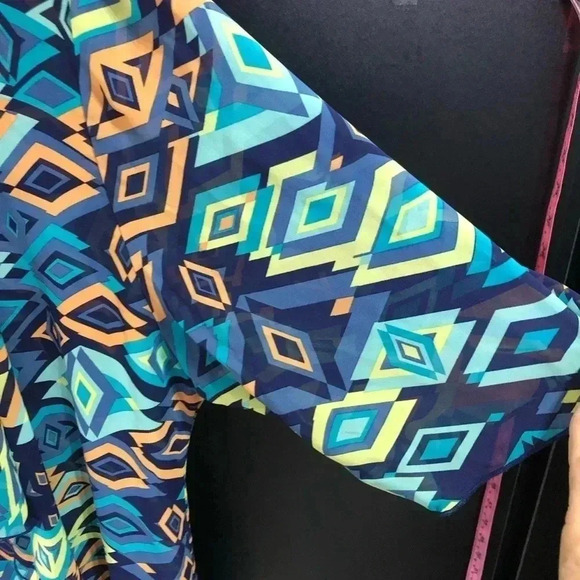 LuLaRoe Kimono/duster/cardigan/beach cover up,sheer,lightweight multicolor print - Picture 2 of 6